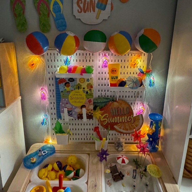 Seashells and Sunshine Sensory&nbsp;Bin!